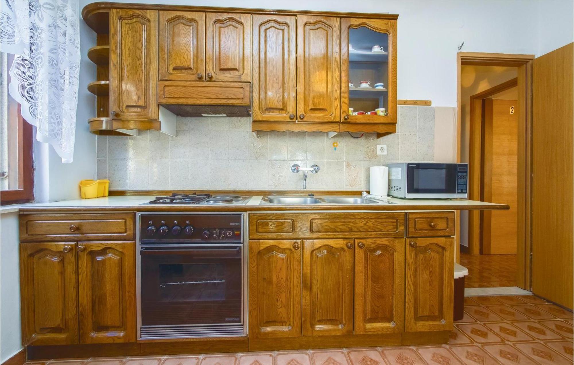 Three-Bedroom Apartment in Podstrana Buitenkant foto